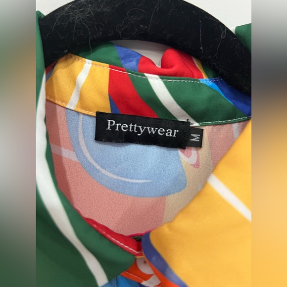 Women’s Abstract Button Down Blouse - Picture 2 of 3